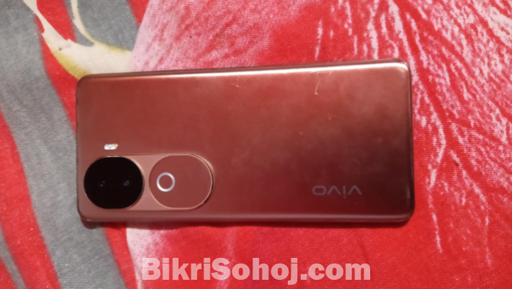 Vivo v40e